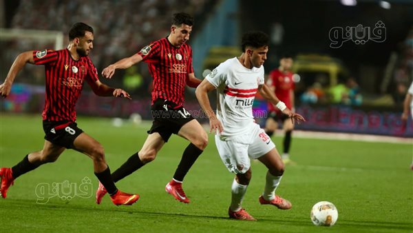 روح رياضية، لاعبو اتحاد العاصمة يواسون لاعبي الزمالك بعد خسارة لقب الكونفدرالية (فيديو)