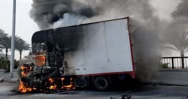إصابة 7 أشخاص فى تصادم سيارتى نقل بأسوان