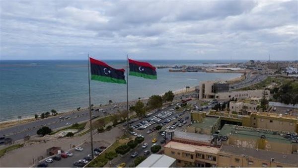 جولينا، منخفض جوي يضرب سواحل ليبيا قد يتحول إلى عاصفة وهذا تأثيره في مصر