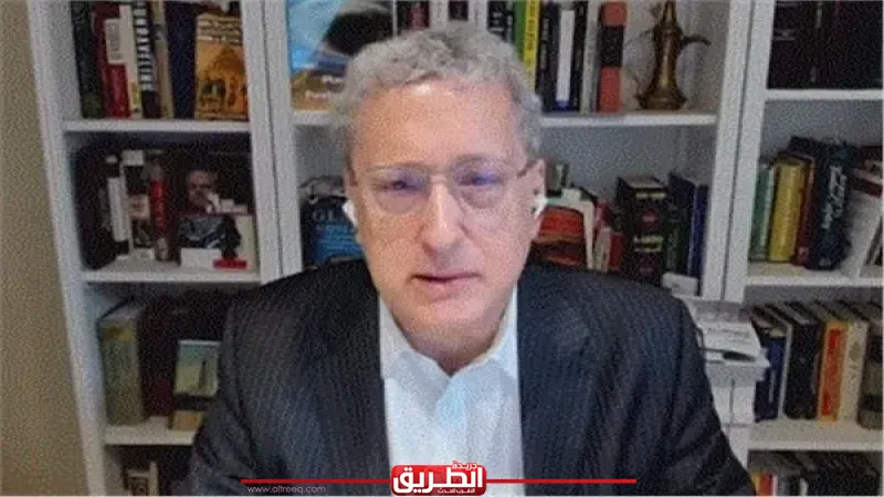 نائب مساعد وزير الأمن الوطني الأمريكي سابقا: المنطقة على أعتاب حصار بحري متبادل بين واشنطن وطهران