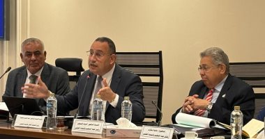 وزير التعليم العالي: أستاذ لكل مصنع لربط البحث العلمى بالصناعة