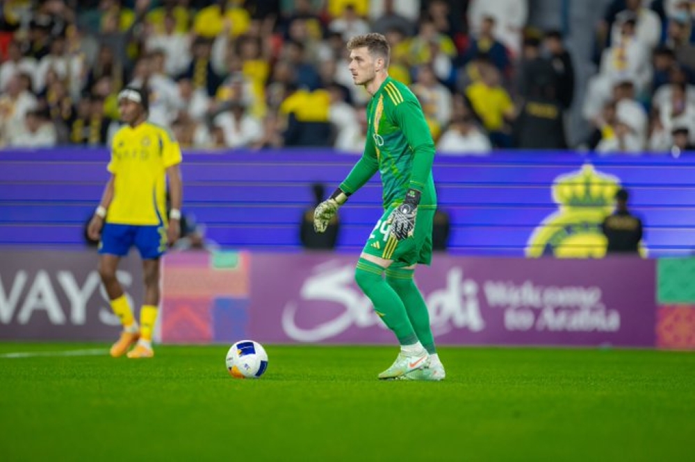 فيورنتينا يفاوض بينتو ماثيوس حارس النصر
