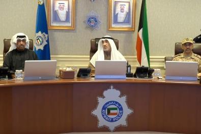 النائب الأول يترأس اجتماعاً أمنياً لبحث التطورات وتعزيز الجاهزية