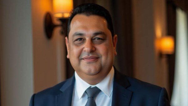 النائب محمد سامي يتقدم باقتراح برغبة لتنظيم منظومة الدفن وحل أزمة نقص المقابر في مصر