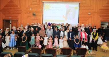 طالبات التربية النوعية بجامعة كفر الشيخ يصممن فساتين وملابس أطفال.. ويؤكدن: تعلّمنا التفصيل بجميع الأنواع من الخامات المميزة وبسعر مناسب.. وإتقان مهارات الخياطة وفنياتها يفتح الباب أمام مشروعات تدر دخ