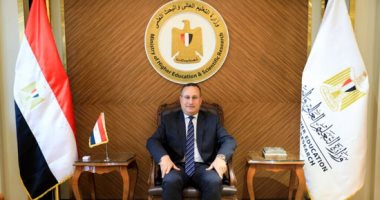 رئيس جامعة دمنهور يهنئ الدكتور عبد العزيز قنصوة لتوليه وزارة التعليم العالي