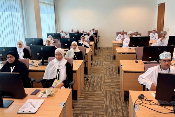 انطلاقُ البرنامج الصيفي للطلبة الموهوبين بمحافظة ظفار
