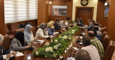 محافظ بورسعيد: 10 استراحات مجهزة بالكامل لمراقبى امتحانات الثانوية العامة