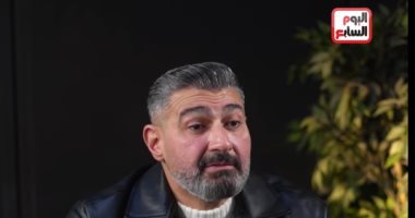 لأول مرة.. ياسر جلال يغني بدون مزيكا أو مونتاج