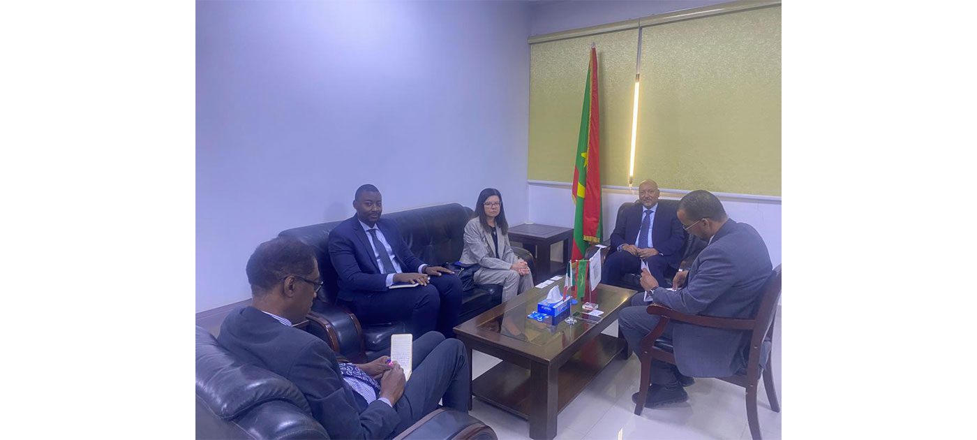 رئيس غرفة التجارة والصناعة والزراعة يستقبل السفيرة الايطالية