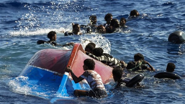 تعرف على عقوبة استخدام القوة أو العنف أثناء ارتكاب جريمة تهريب المهاجرين