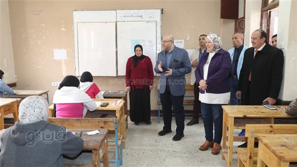 توزيع خطابات ندب المعلمين استعدادا لامتحانات الإعدادية