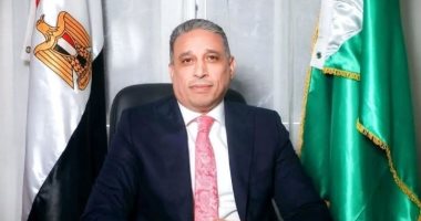 مدير تعليم الجيزة يطمأن على طالبات مدرسة إعدادية بعد نشوب حريق بمحل جوارها