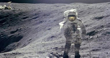 3 مايو 1965.. رائد الفضاء الأمريكى ريد وايت يخطو أول خطوة على القمر