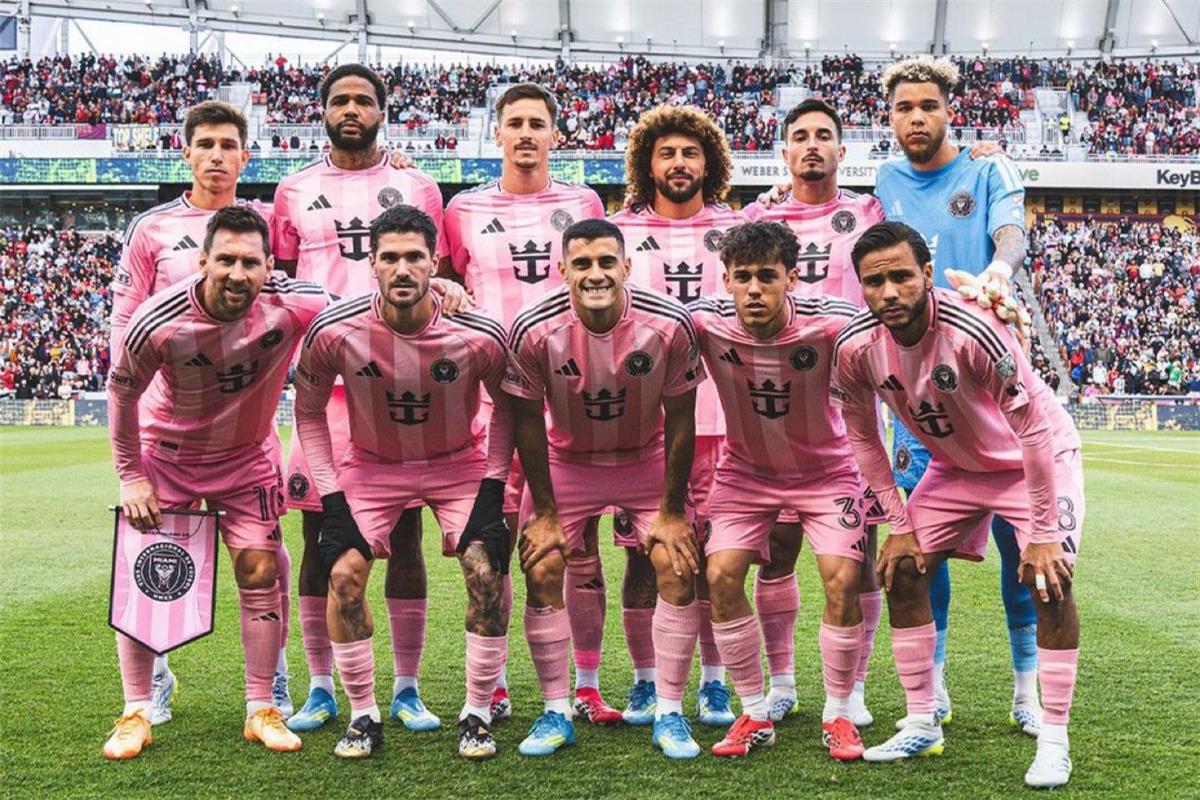 بمشاركة ميسي.. إنتر ميامي يفوز على ريال سالت ليك بثنائية في الدوري الأمريكي