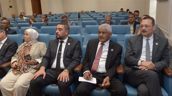 النائب أحمد الشافعى يطرح توطين صناعة "البولي إيثر بوليول بمصر".. ويؤكد: ستحقق صادرات سنوية 500 مليار دولار
