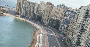 الإسكندرية تستعد لفصل الصيف 2026.. الانتهاء من أعمال التخطيط الأرضي بطريق الكورنيش وإشارات عبور المشاة.. تجهيز 43 شاطئا ودعمها بمنظومة إنقاذ متكاملة.. والانتهاء من تطوير منطقة بير مسعود السياحية