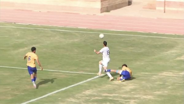 VAR على الموبايل، القصة الكاملة لأزمة مباراة طنطا والمصرية للاتصالات بدوري المحترفين (صور)