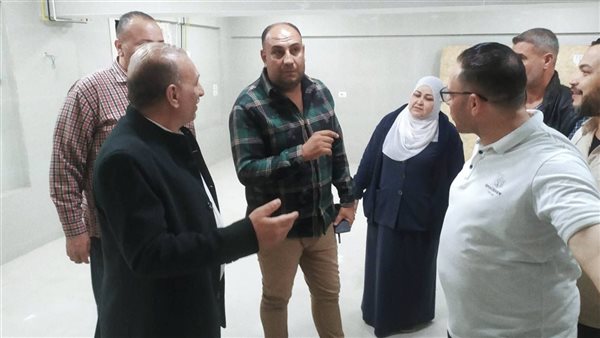 رئيس مدينة السنبلاوين يتفقد المستشفى العام ويحيل المتغيبين للتحقيق