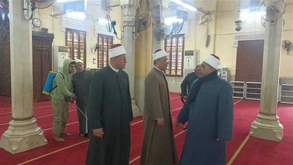 استعدادا لشهر رمضان، حملة نظافة مكثفة داخل مساجد القليوبية