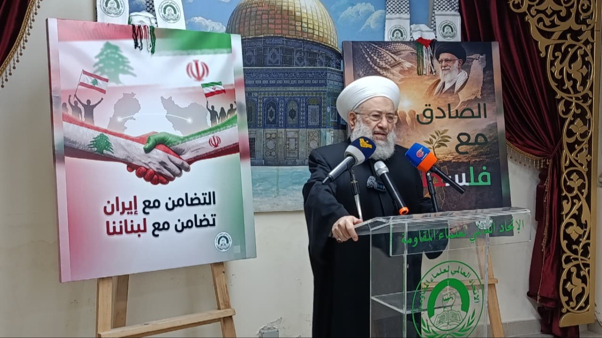 لقاء تضامني في مكتب الشيخ حمود في صيدا تضامنا مع الجمهورية الايرانية وتشديد على رفض كل أشكال الوصاية والهيمنة على الدول المستقلة