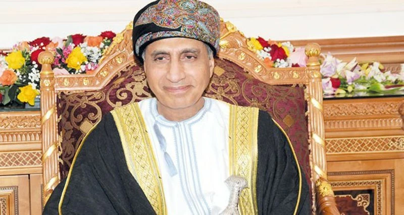 ديوان البلاط السلطاني ينعى سمو السيد فهد بن محمود