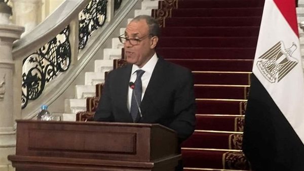 تغيير مسار الطائرة ونقاط دخولها الأجواء أكثر من مرة، أسرار من جولة وزير الخارجية الإقليمية