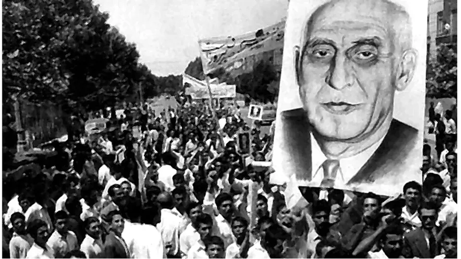 الدكتور محمد مصدّق؛ الأمة في مواجهة الدولة