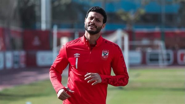 قائد الأهلي يواصل الغياب أمام بيراميدز رغم تخفيف عقوبته
