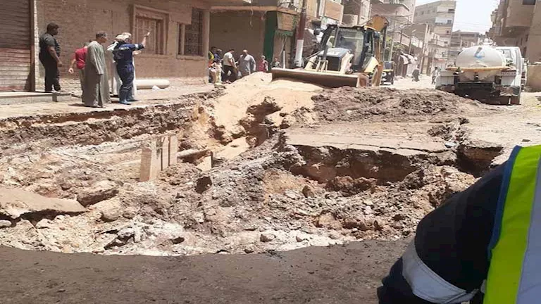 بيان عاجل من سوهاج بشأن أزمة المياه المتكررة بمدينة طما (صور)