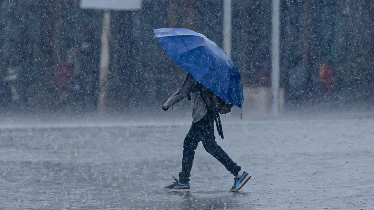 أمطار رعدية معتبرة محليًا على أكثر من 30 ولاية اليوم