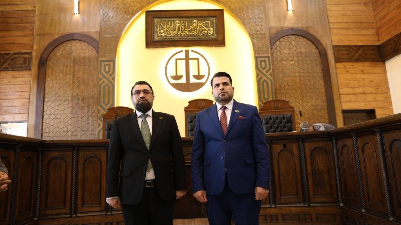 تأكيداً لما نشره تلفزيون سوريا.. الويس يعلن انطلاق محاكمات رموز النظام في دمشق