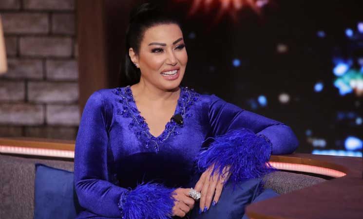 سمية الخشاب تنهي خلافها مع غادة عبد الرازق بعد اعتذار رسمي- (تدوينة)