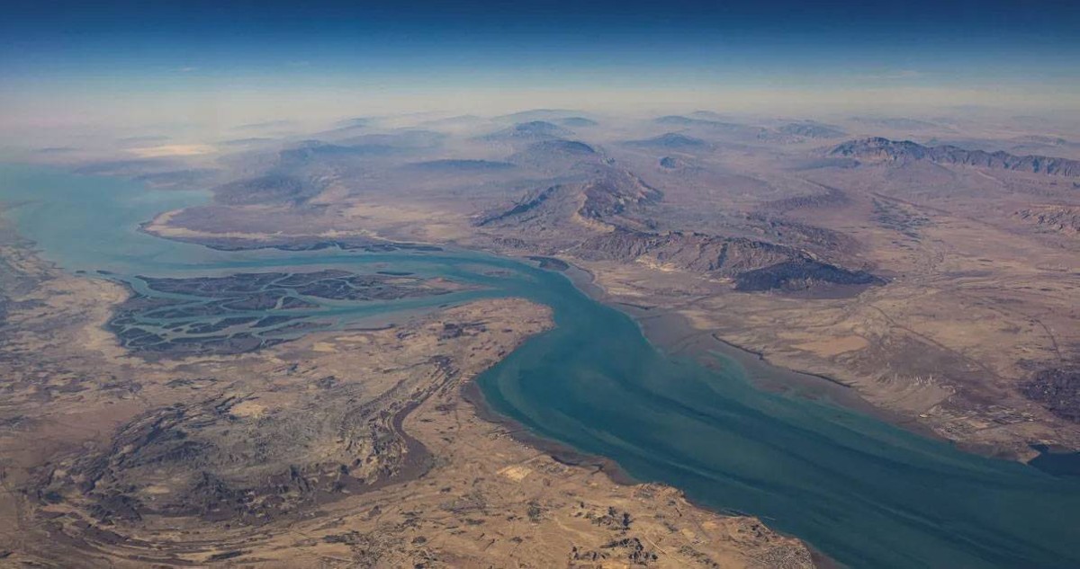 الجيش الأمريكي: ⁠مضيق هرمز مفتوح أمام ‌جميع السفن وقواتنا جاهزة لضمان حرية الملاحة