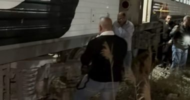 تفاصيل خروج عربة قطار عن القضبان بخط «القاهرة