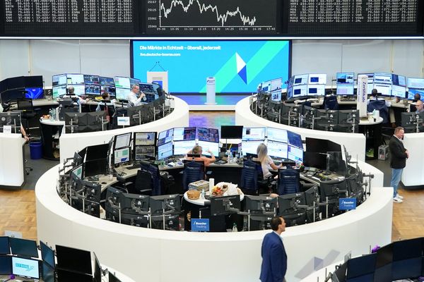 ارتفاع الأسهم الأوروبية بدعم آمال تهدئة التوترات في الشرق الأوسط