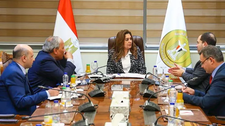 منال عوض: استجابة سريعة لطلبات المواطنين