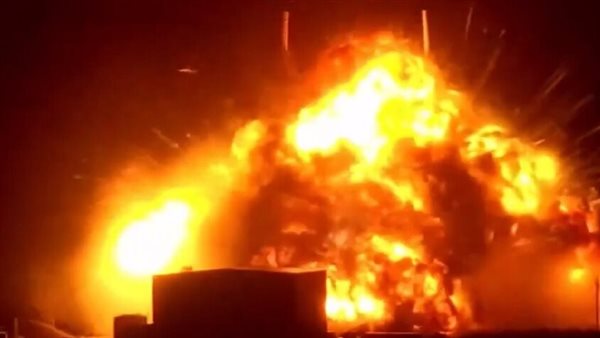 انفجار صاروخ لـ "بلو أوريجن" على منصة الإطلاق في فلوريدا الأمريكية (فيديو)