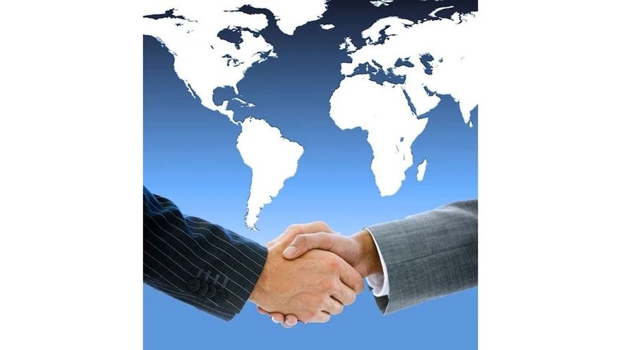 ضرورة توسيع التعاون مع الشركاء الدوليين لمواجهة التحديات الاقتصادية