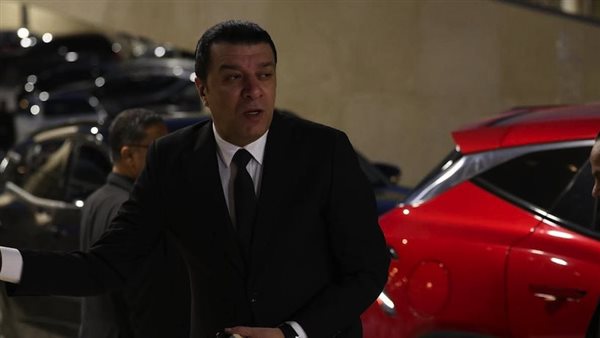 مصطفى كامل يتابع تنفيذ خطة ذبح العجول وتوزيعها على أعضاء نقابة المهن الموسيقية بالمحافظات
