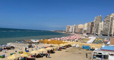 شواطئ الإسكندرية جاهزة لعيد الأضحى.. 43 شاطئا مدعما بمنظومة إنقاذ مدربة.. الأسعار تبدأ من 5 جنيهات وتصل 25 جنيها للفرد وشاطئ الهانوفيل مجانا.. و10 خطوط ساخنة لتلقى الشكاوى وسط رقابة مكثفة