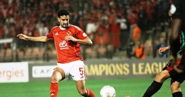هل يعود أكرم توفيق للإهلي مقابل رحيل بن رمضان للشمال القطري؟ اعرف الحقيقة