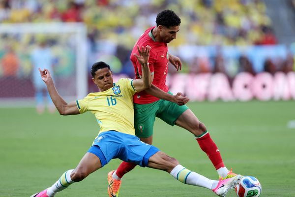 المغرب يتعادل مع البرازيل في كأس العالم لكرة القدم
