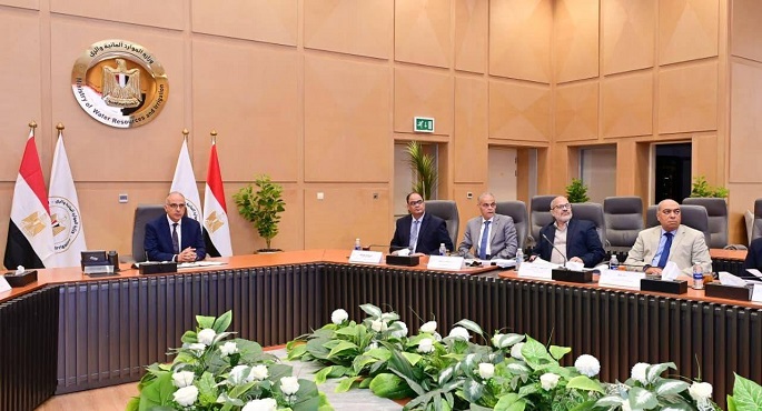 وزير الرى: الالتزام بضوابط السحب والصرف لدعم كفاءة إدارة وتوزيع المياه