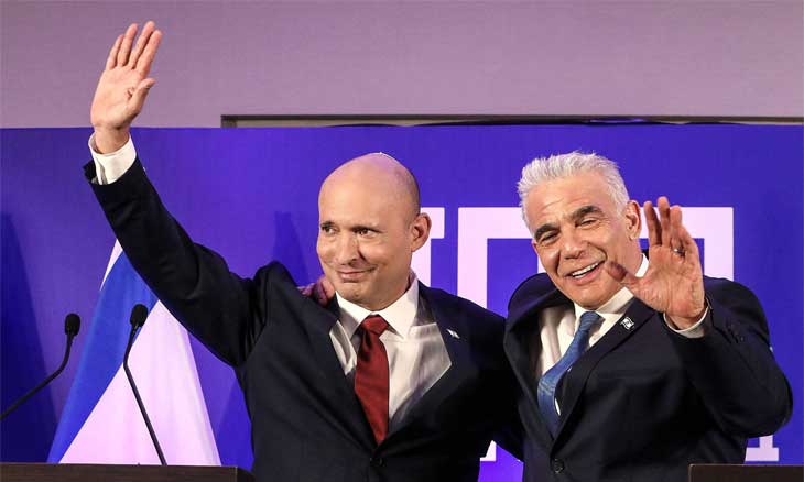 تحالف بينيت ولبيد: الطلقة الأولى في معركة انتخابية ساخنة