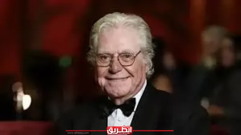 حسين فهمي رئيس مهرجان القاهرة السينمائي يوجه رسالة لجمهور السينما في الجزائر