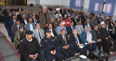 محافظ سوهاج يترأس المجلس التنفيذى ويناقش عددا من الملفات المهمة للمواطنين