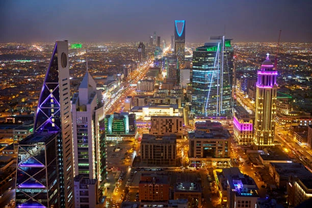 السعودية تؤكد التزامها بدعم سلامة الملاحة البحرية وتعزيز مرونة سلاسل الإمداد العالمية