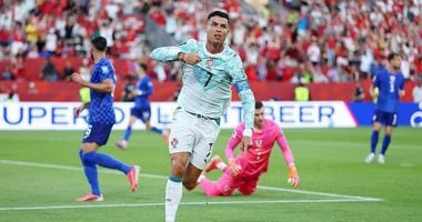 مباراة البرتغال وكرواتيا تسجل أعلي معدلات جنون كأس العالم.. مواجهة حبست الأنفاس.. ونجاة درامية لرفاق رونالدو في الوقت القاتل.. إقصاء كرواتيا بطريقة مثيرة لا تُنسى.. دقيقة صمتٍ حدادًا على كل من فاتته ه