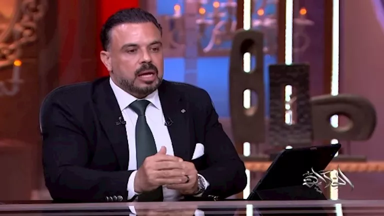 برلماني يوضح حقيقة وجود صفقات فساد داخل الملاعب بسبب المراهنات